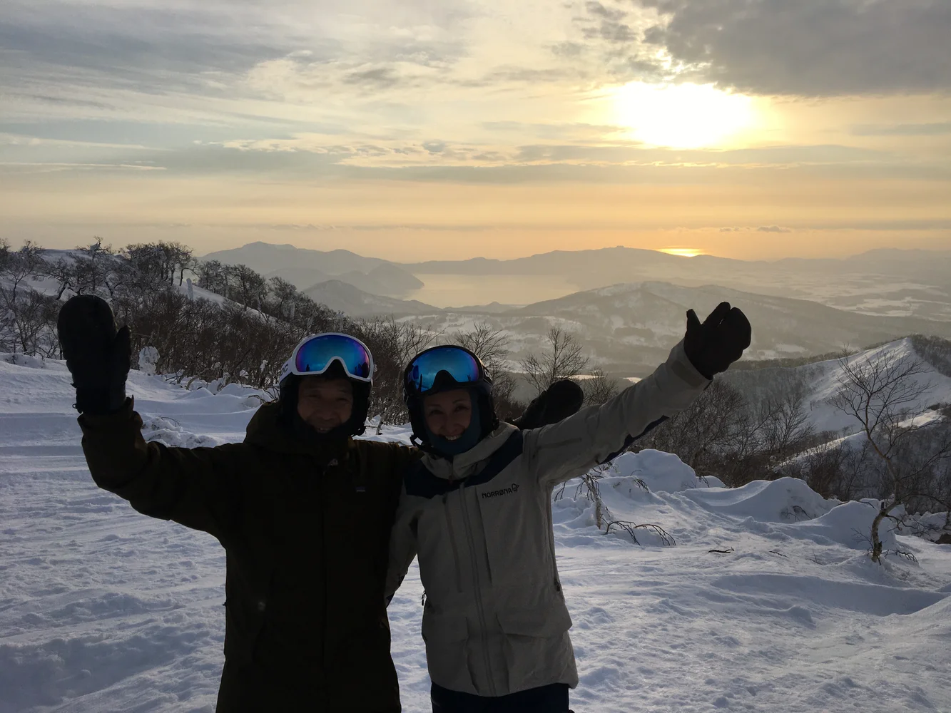 北海道 ニセコ スノーボード ナイターレッスン 予約＜2時間／3時間／幻想的な夜のゲレンデ＞