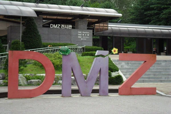 韓国 DMZ（非武装地帯）半日ツアー 予約＜日本語ガイド＞