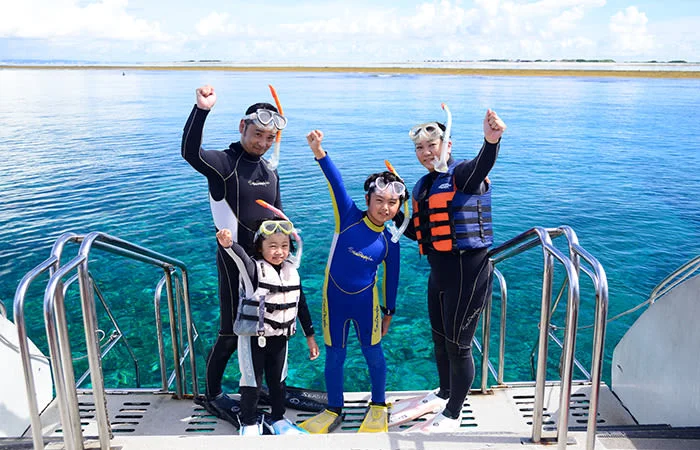 Okinawa Snorkeling — Full-Day Tour From Naha to the Keramas