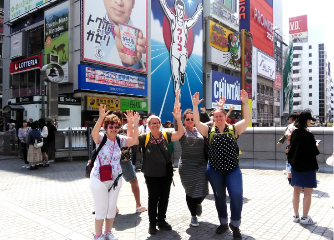 Osaka 4 hours Private Walking Tour with Government-Licensed Guide (English-speaking guide)