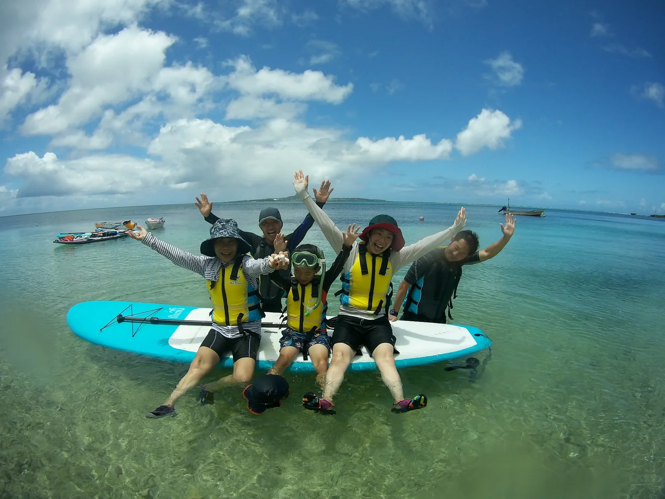 Visit the Bise-no-Warumi Power Spot in Okinawa by SUP