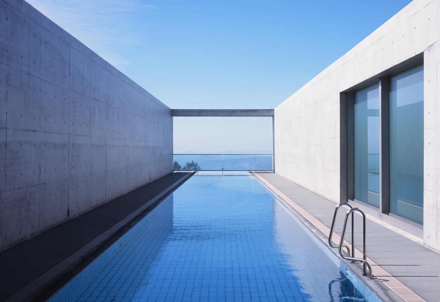 Setouchi Architecture Luxury Day Cruise & Hotel Stay