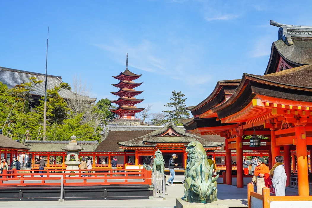Amazing Cultural Highlights Miyajima Walking Tour (Hiroshima)