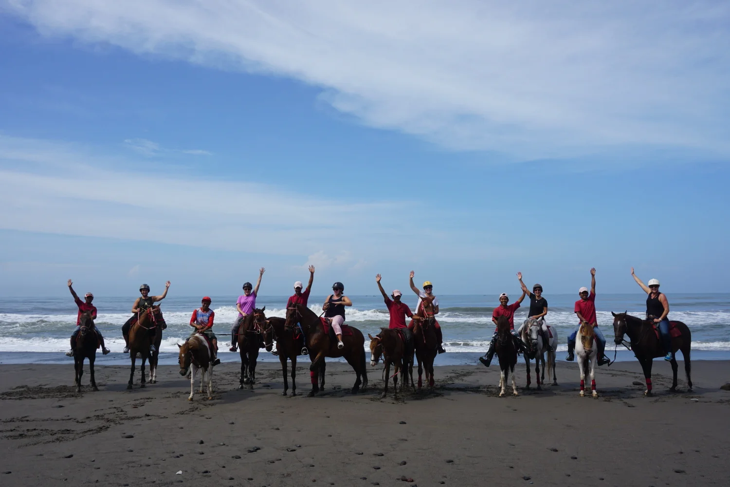 バリのビーチで乗馬体験！