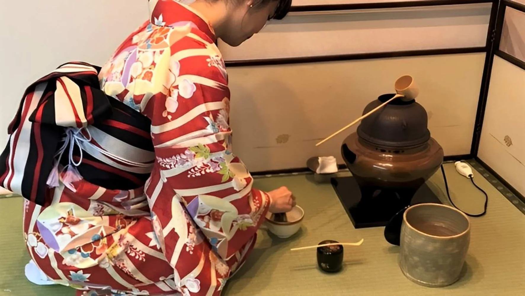 Kimono Rental and Tea Ceremony Experience in Sapporo