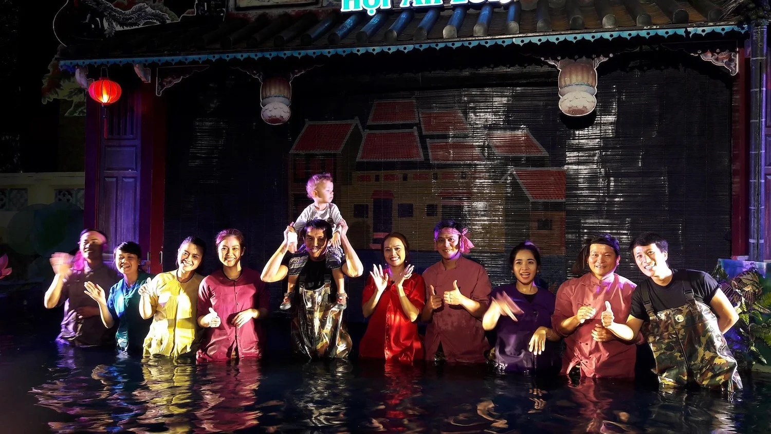 Vietnamese Water Puppet Show & Hoi An Night Tour