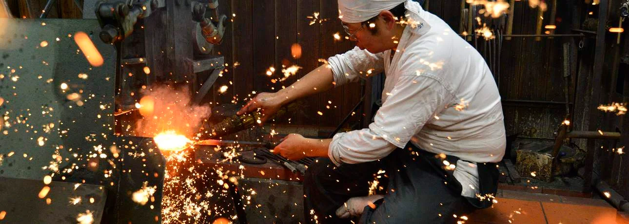 Visit a Certified Swordsmith and Make Your Own Samurai Knife in Hyogo