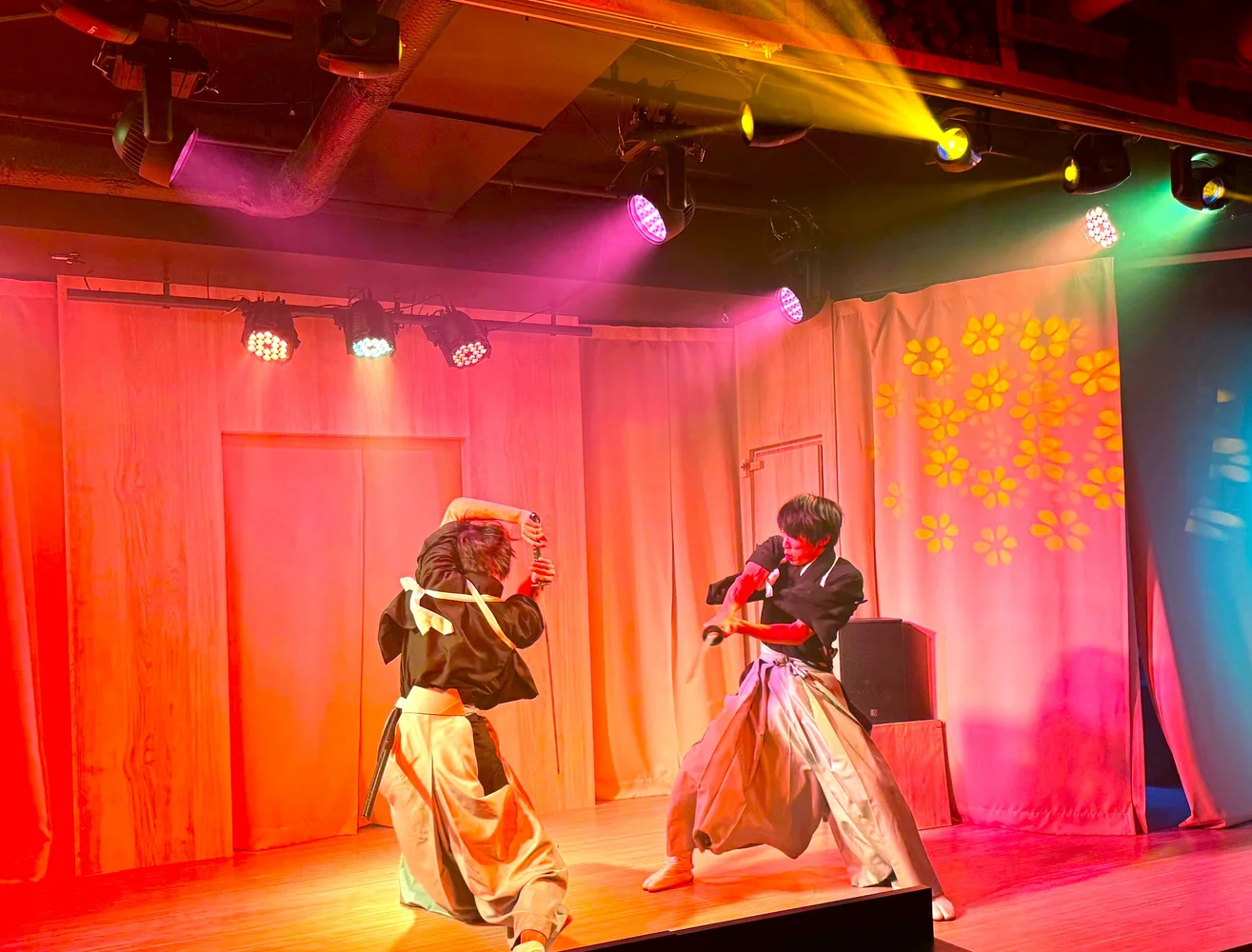 Asakusa Kaguwa: Geisha & Samurai Japanese Entertainment Show in Tokyo