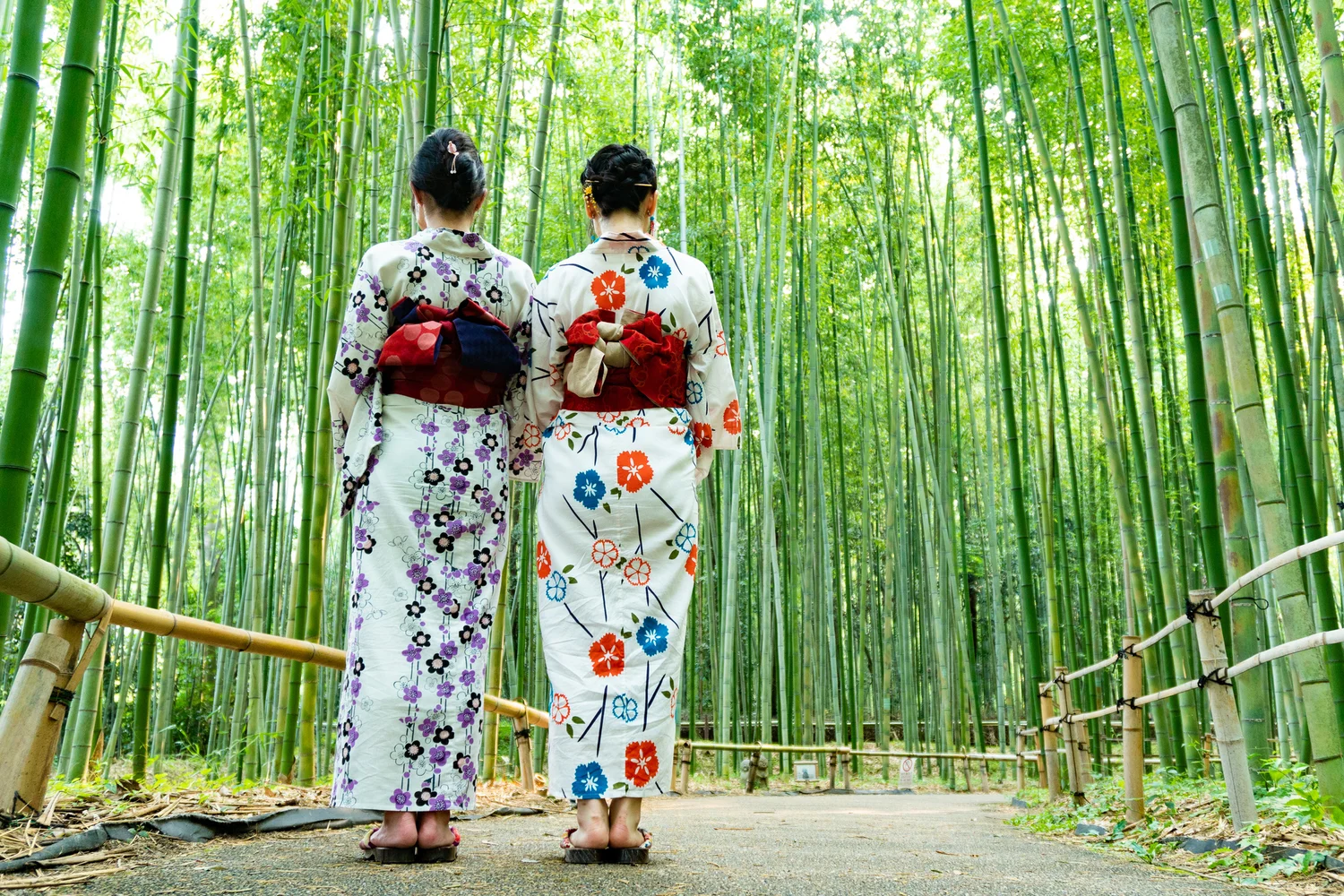 【京都】スナップ写真撮影 1時間プラン 予約＜ご希望の場所で写真撮影・多言語対応＞