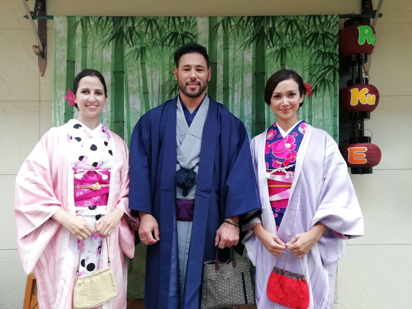 Kimono Experience near Shijo in Kyoto