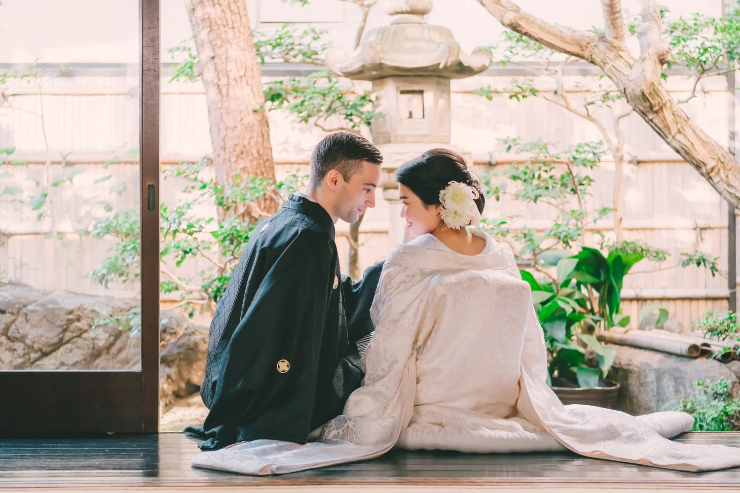 Kyoto Pre Wedding, Post Wedding Photos in Old Japanese House
