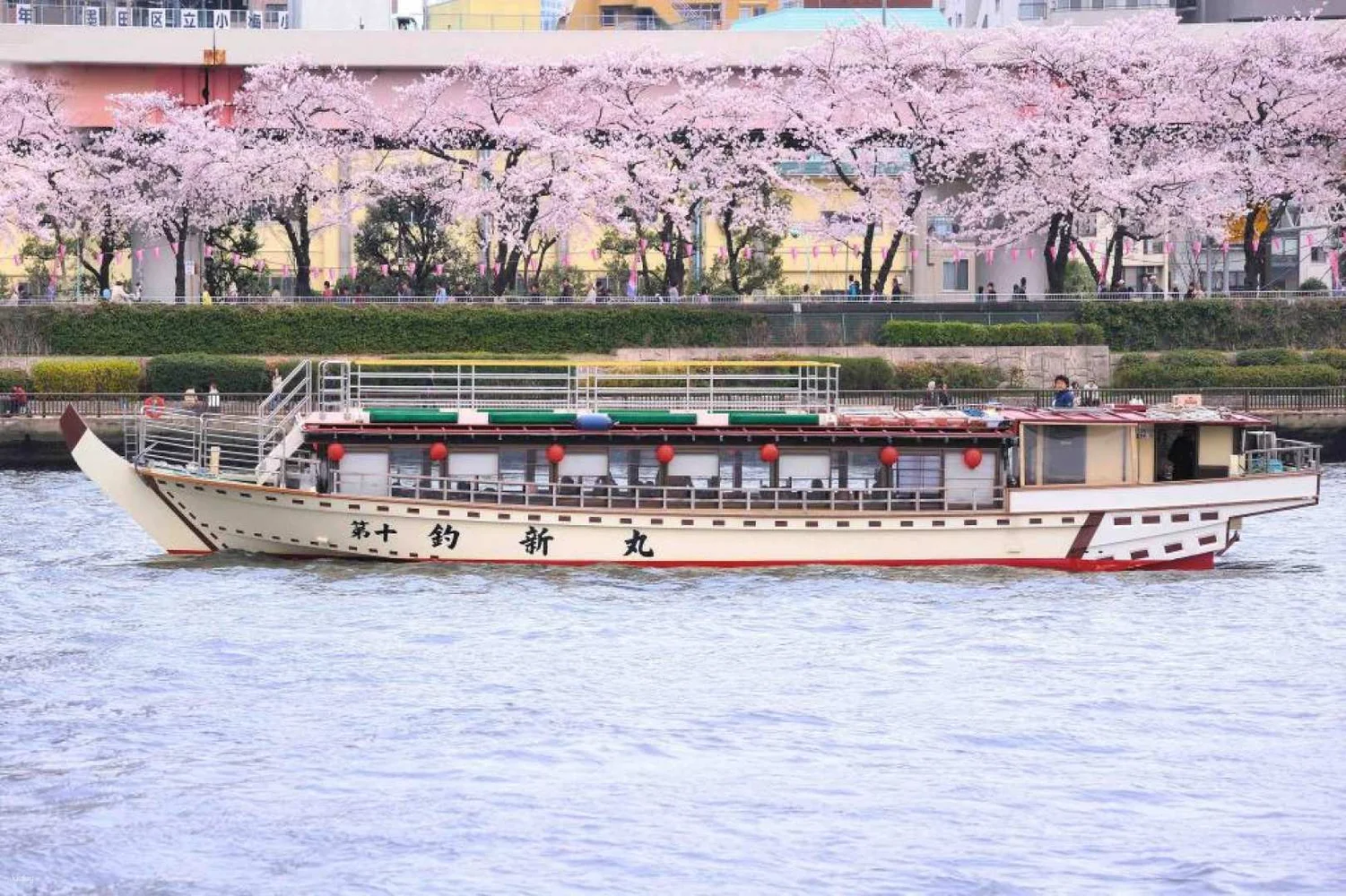 Private Sumida River Yakatabune Boat Cruise E-Tickets