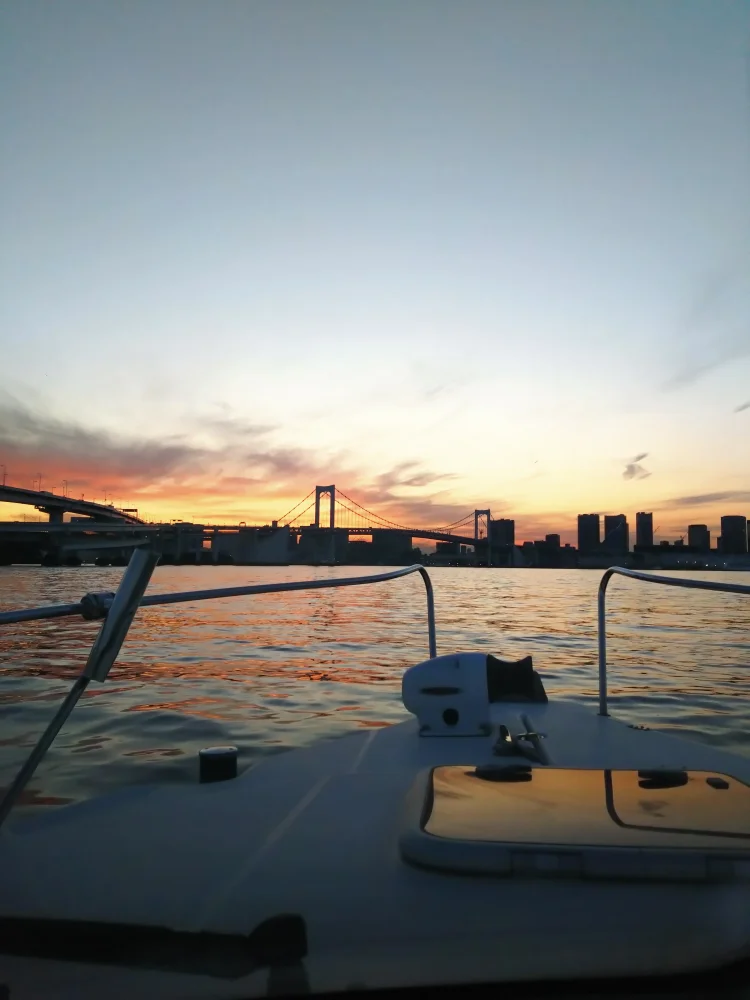 Tokyo 2-Hour Private Charter Cruise with Champagne Toast