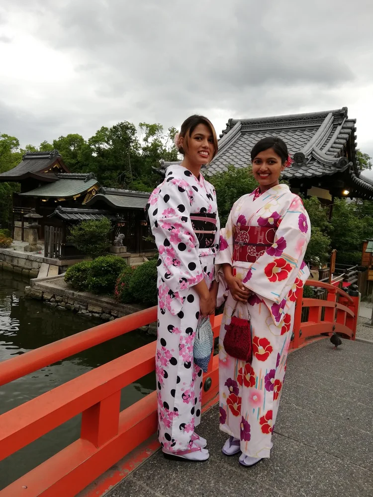 Kimono Experience near Shijo in Kyoto