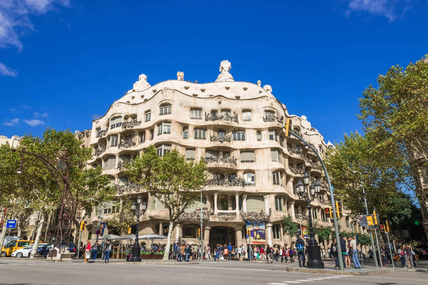 Casa Milà Priority Tickets with English Audio Guide