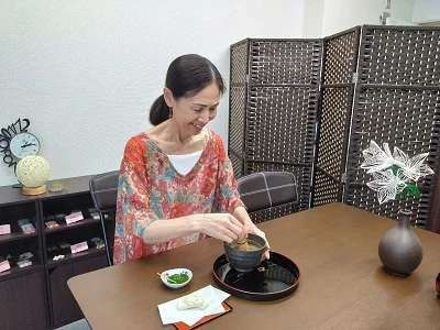 Make Matcha and Draw Foam Art in Kyoto