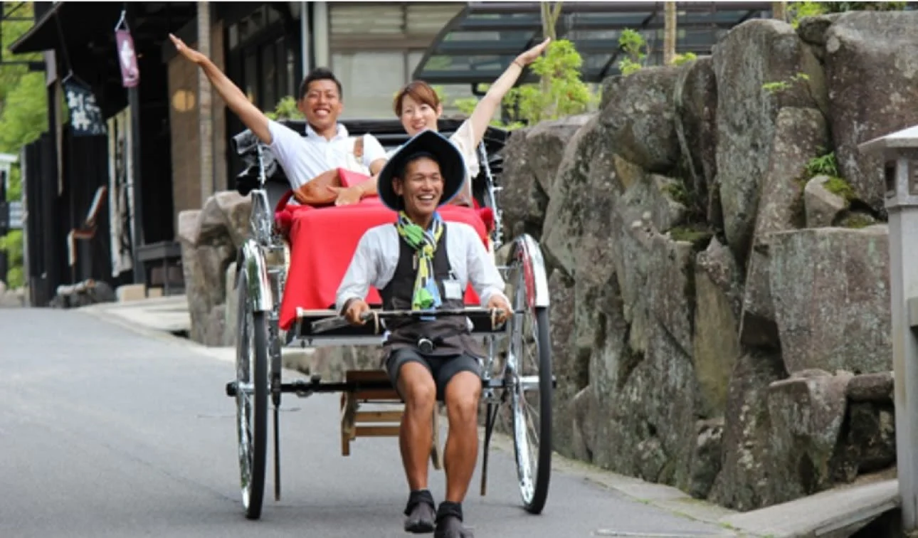 広島 人力車のえびす屋 世界遺産の島「宮島」を巡るツアー予約