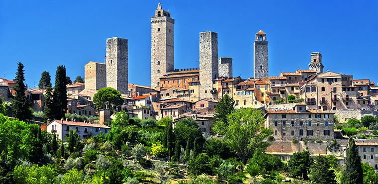 Tuscany: San Gimignano/Siena/Monteriggioni/Chianti, Full-day tour<including lunch and wine tasting>.
