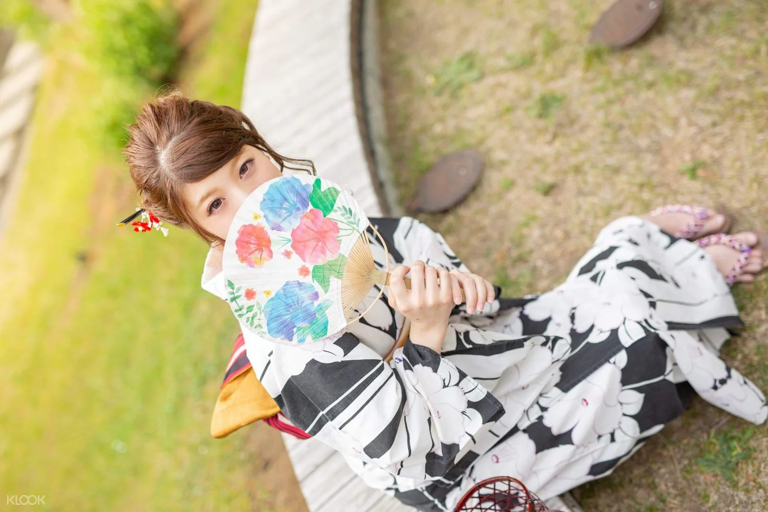 Complete your Sapporo trip and experience dressing up in Kimonos when you book through Klook!