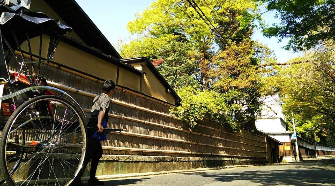 Book a Higashiyama Rickshaw Ride Tour in Kyoto