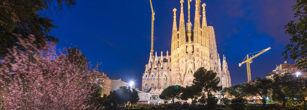 Basilica de la Sagrada Familia Fast-Track Tickets With Tower Access & Audio Guide