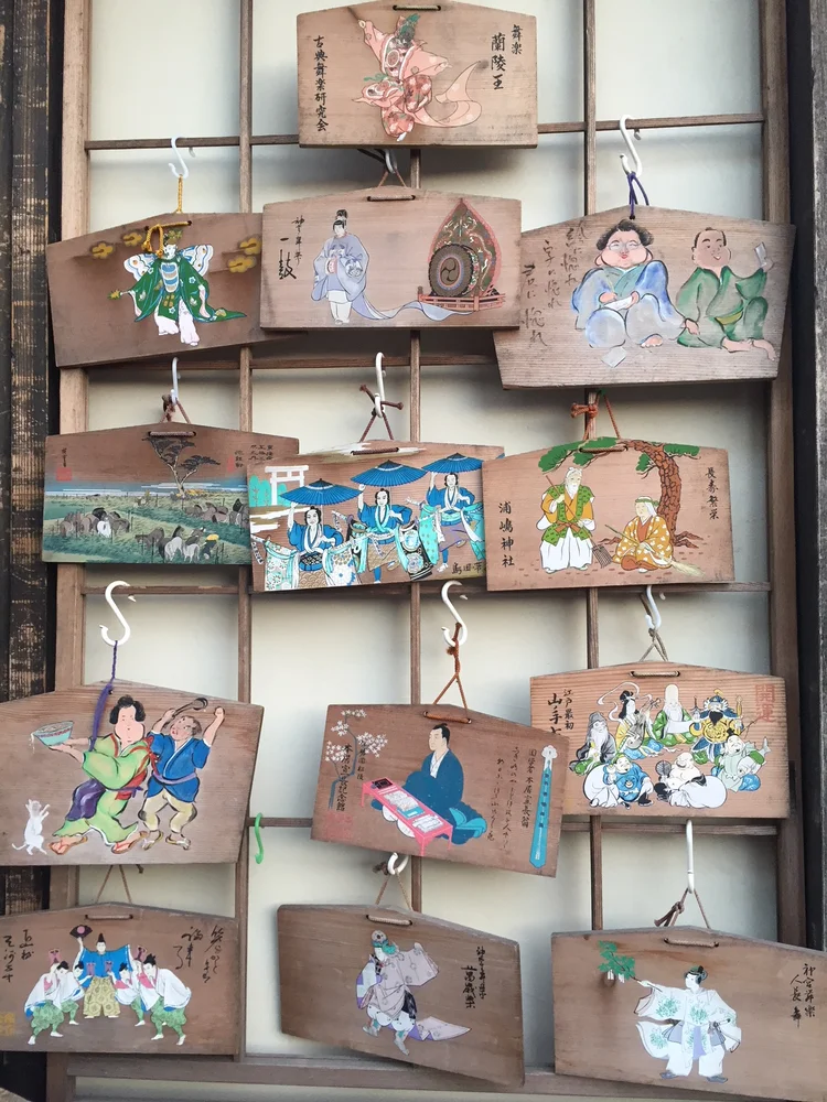 Votive tablets with beautiful pictures