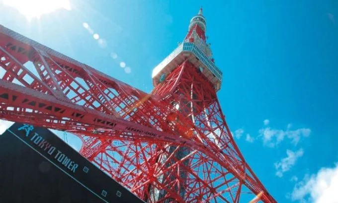 Tokyo Afternoon Bus Tour: Imperial Palace, Asakusa, Sensoji, & Tokyo Tower