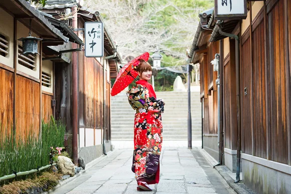 Premium Kimono Rental in Kyoto: Furisode, Montsuki Hakama, and More