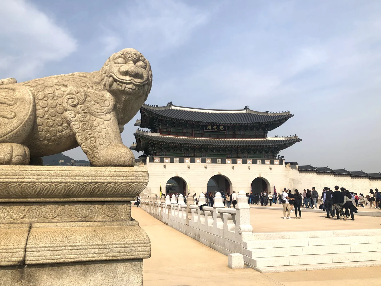 韓国 ソウル 市内観光ツアー 予約 青瓦台 + 景福宮（キョンボックン）＋守門将交代式＋民俗博物館＜半日／日本語ガイド付き＞