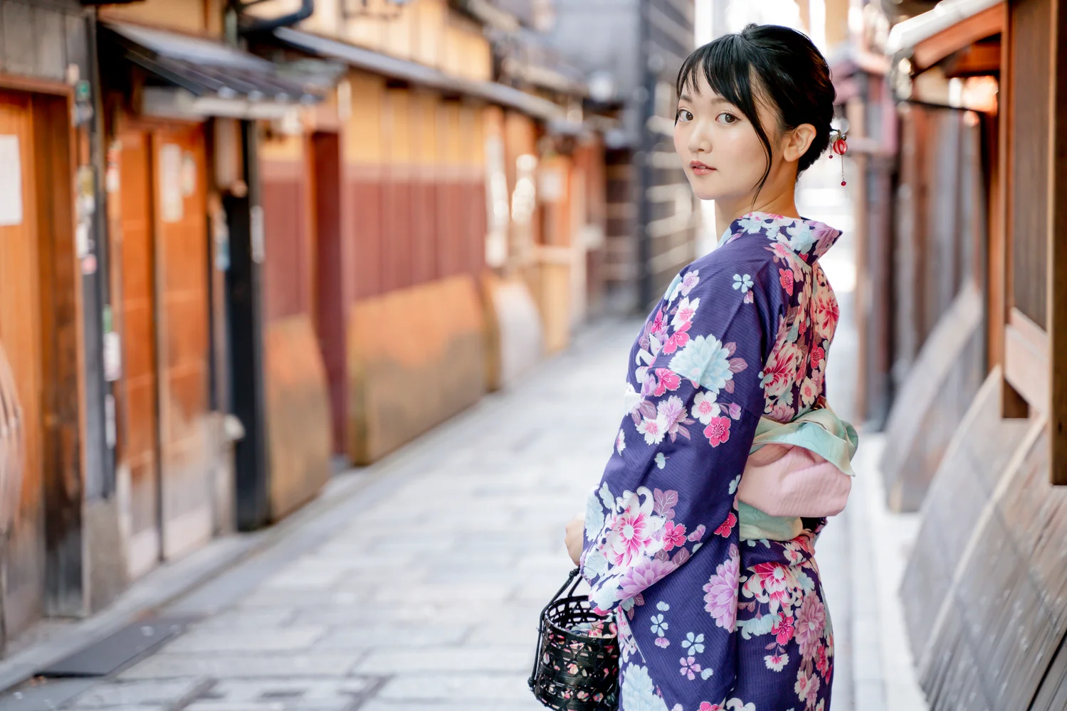 【Kyoto】1 Hour Private Photoshoot <Photography at a location of your choice・multilingual support>