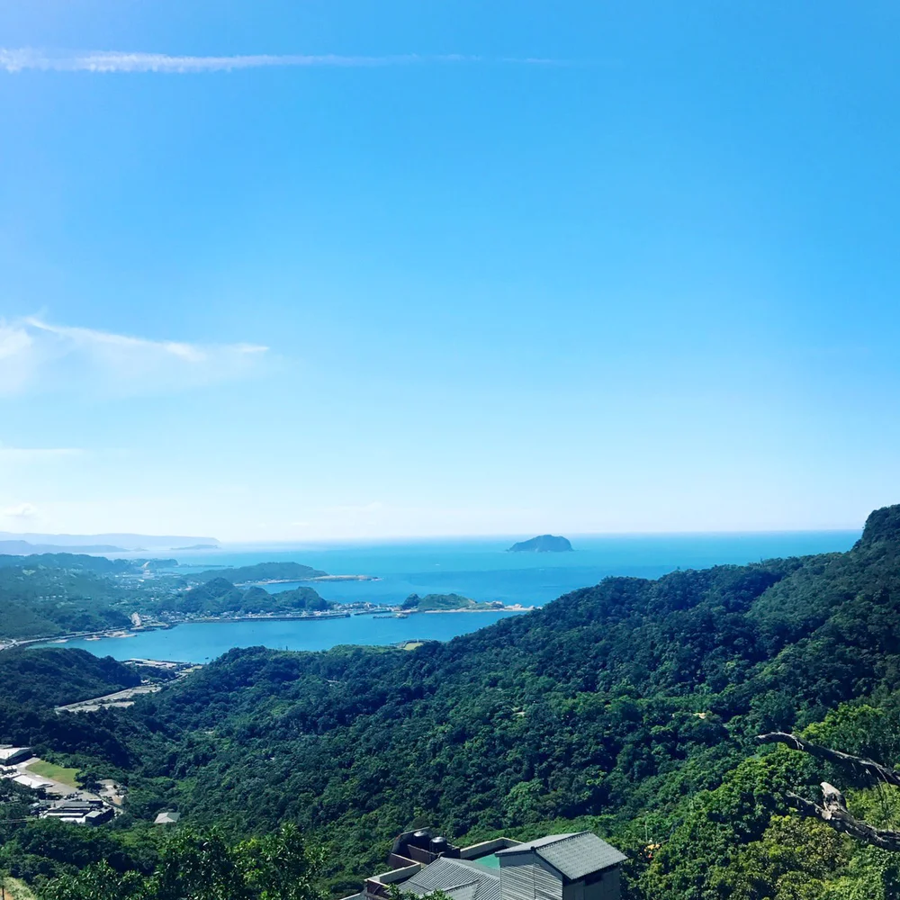 台湾 九份十分満喫と縁結び幸せいっぱいツアー＜鼎泰豊ランチ付き＞