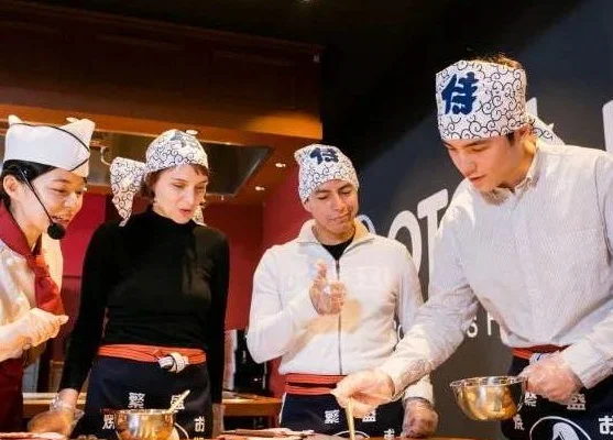 Hiroshima Okonomiyaki Class＜2minutes from Hiroshima station!＞