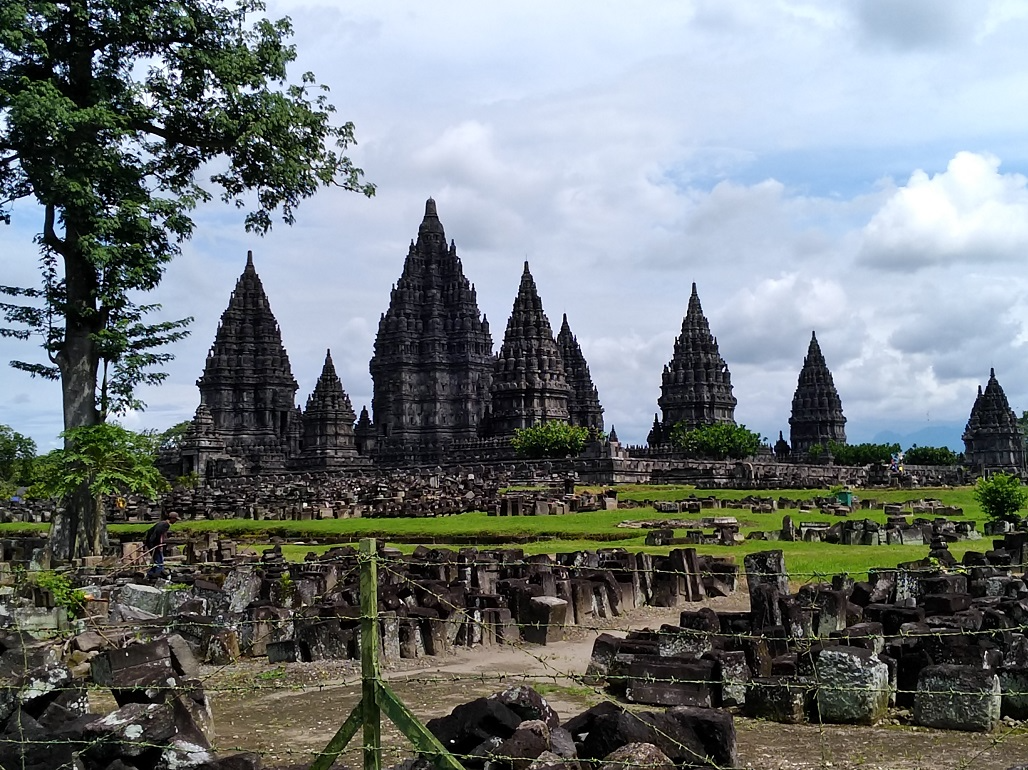 インドネシア ジャワ島 世界遺産プランバナン寺院 入場Eチケット 予約＜インドネシア人以外のID保持者用／ジョグジャカルタ＞