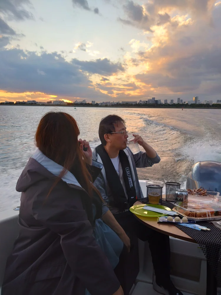 Tokyo Meguro River Cherry-Blossom Viewing Private Cruise [Mar 20 to Apr 14]