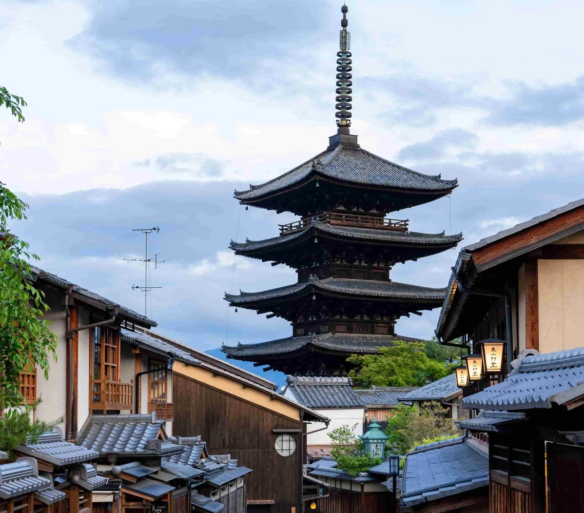 [10/17 Only] See Sumo in Kyoto with 1-Day Gion Walking Tour