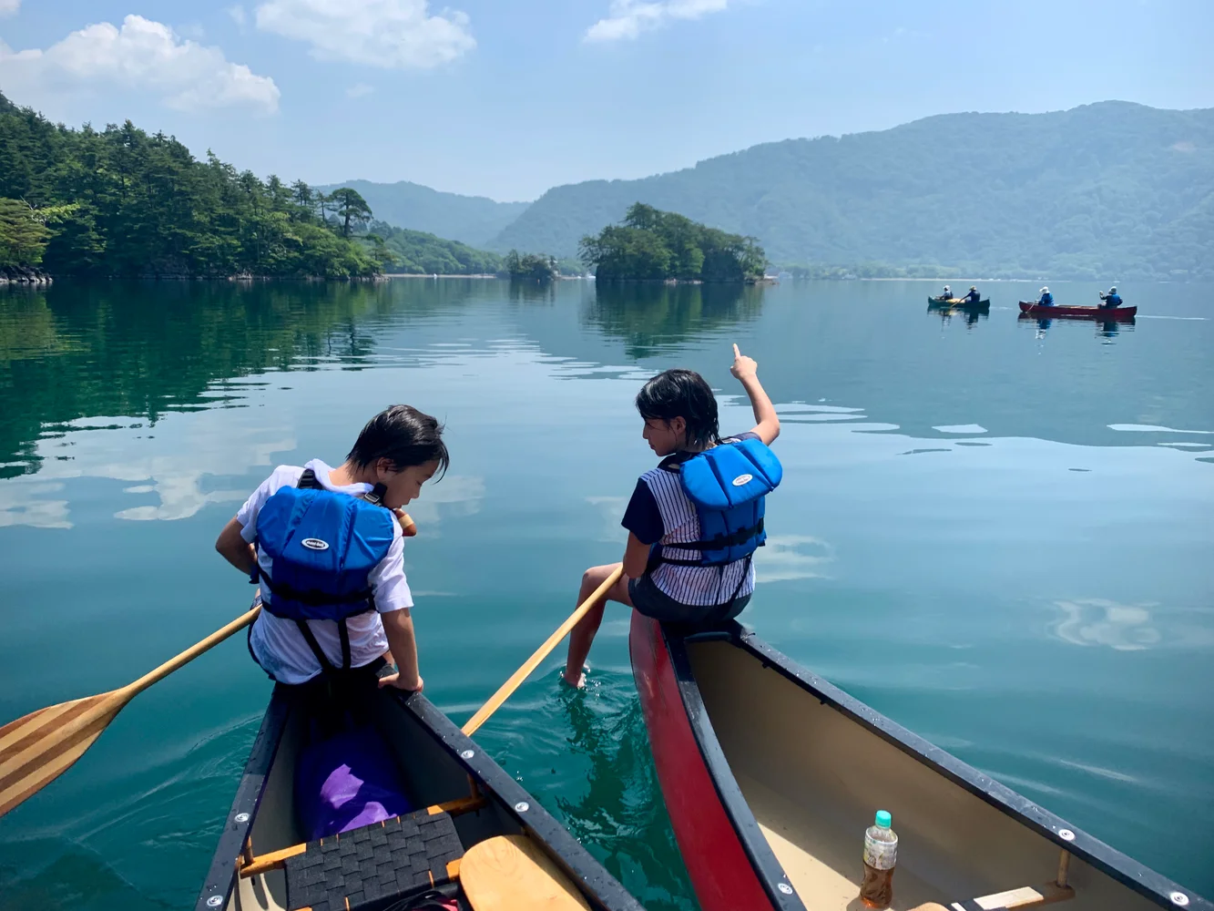 Lake Towada Canoeing Tour