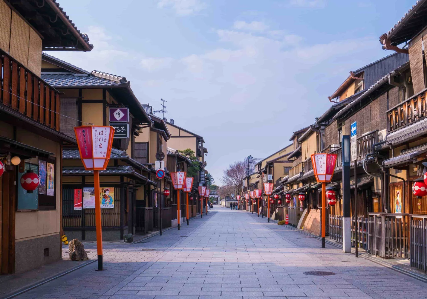 [10/17 Only] See Sumo in Kyoto with 1-Day Gion Walking Tour