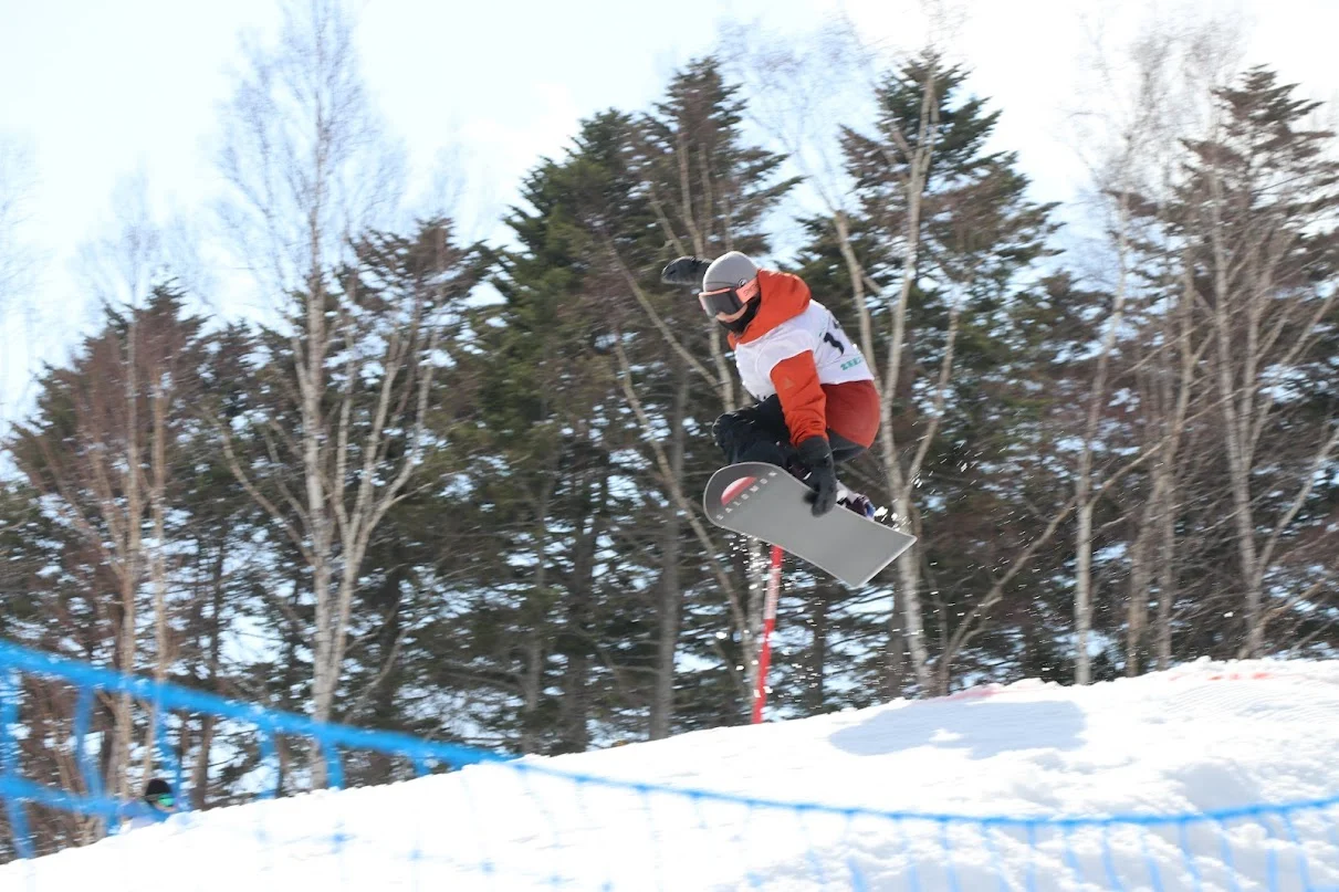 Niseko Half-Day Advanced Snowboard Private Lesson: Carving, Tricks & Powder Ride! (3 Hours)