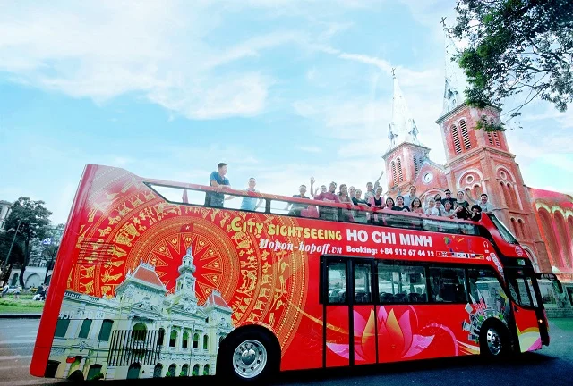 ベトナム ホーチミン市内観光 ホップオン・ホップオフ・バス・ツアー 予約