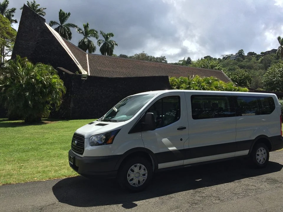ワイキキからコオリナへのシャトルバス 往復送迎サービス ハワイ