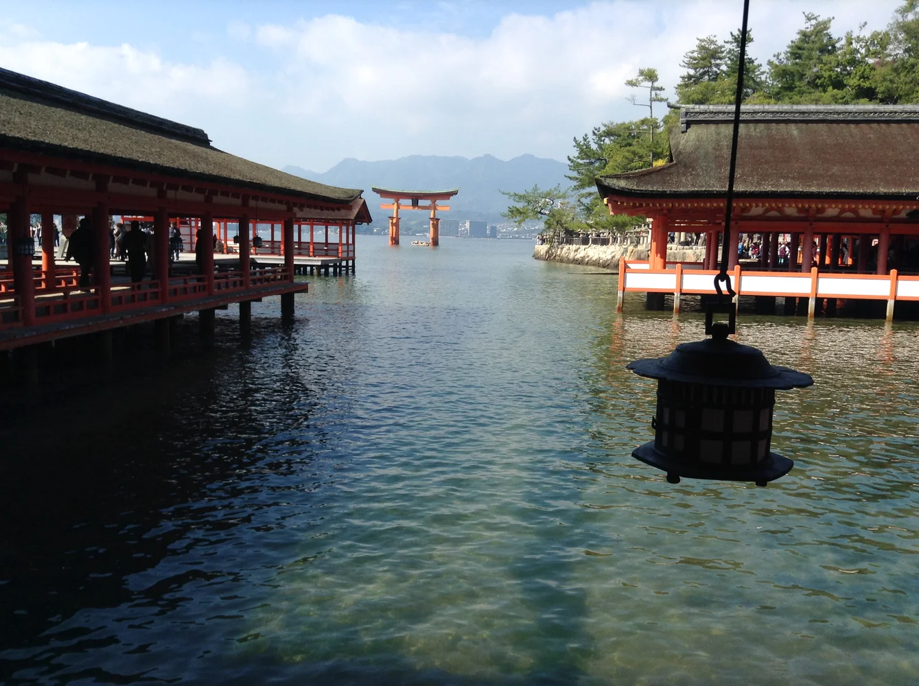 Explore Miyajima & Hiroshima in a Full Day Tour