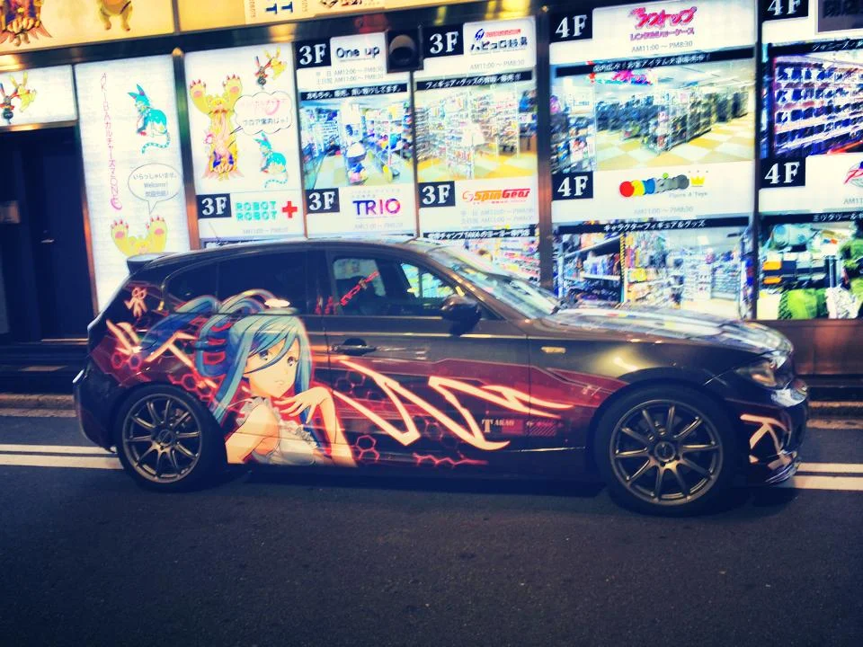 Akihabara Tour: Anime, Manga & Cosplay Shopping Customized Tour