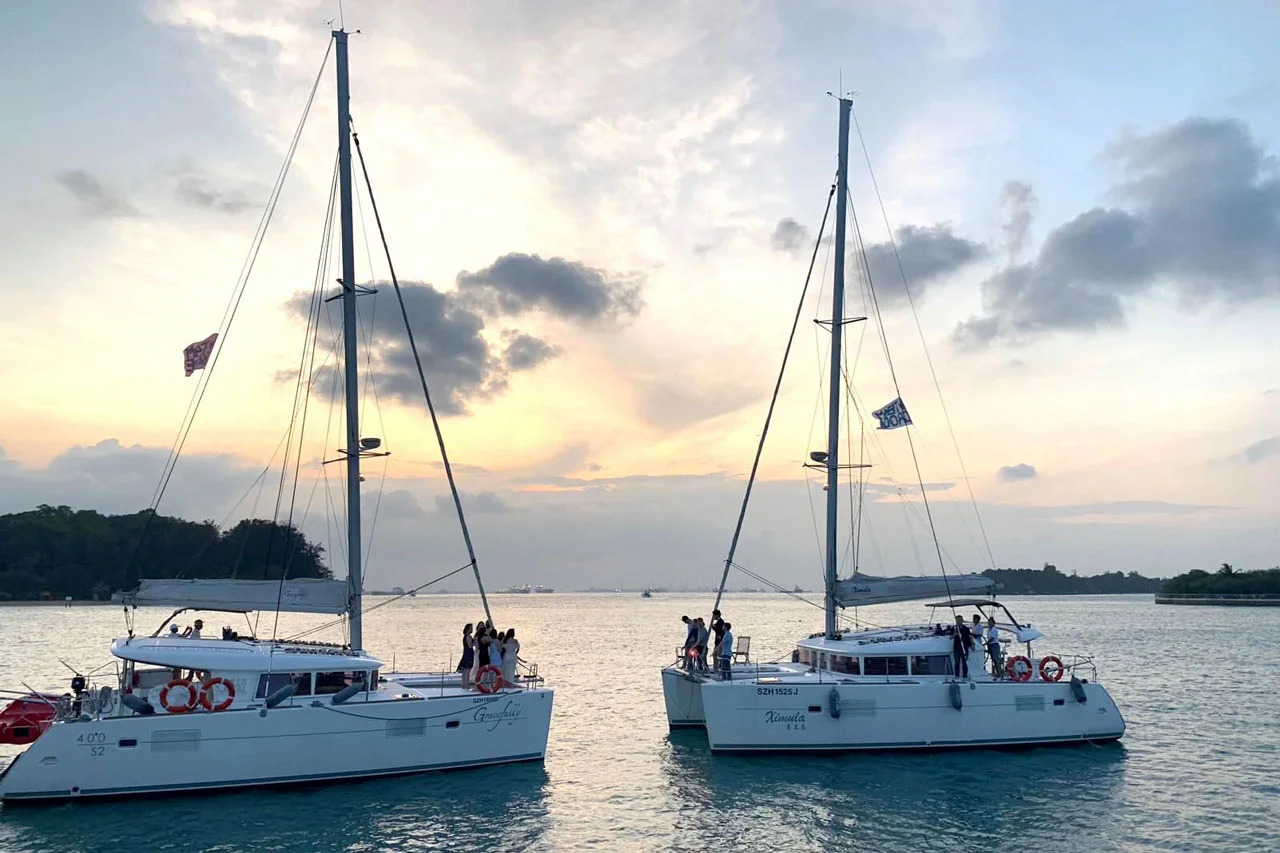Take a Relaxing Sunset Cruise in Singapore