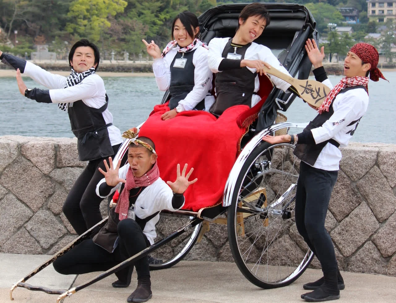 Book a Miyajima Rickshaw Ride Tour in Hiroshima