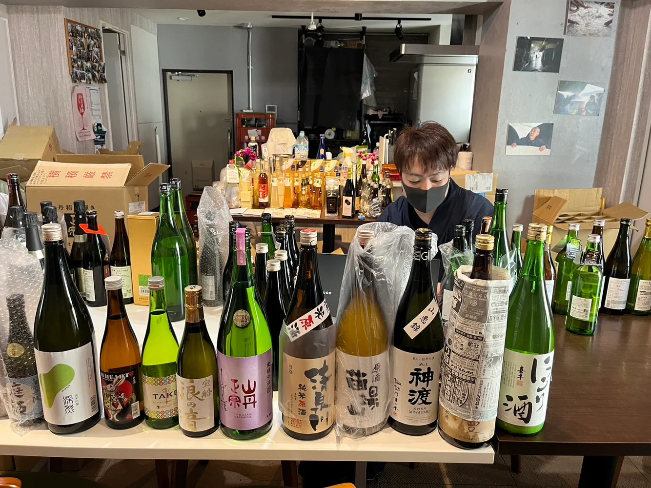 Unlimited Sake-Tasting Extravaganza in Tsukiji [1.5 Hours]