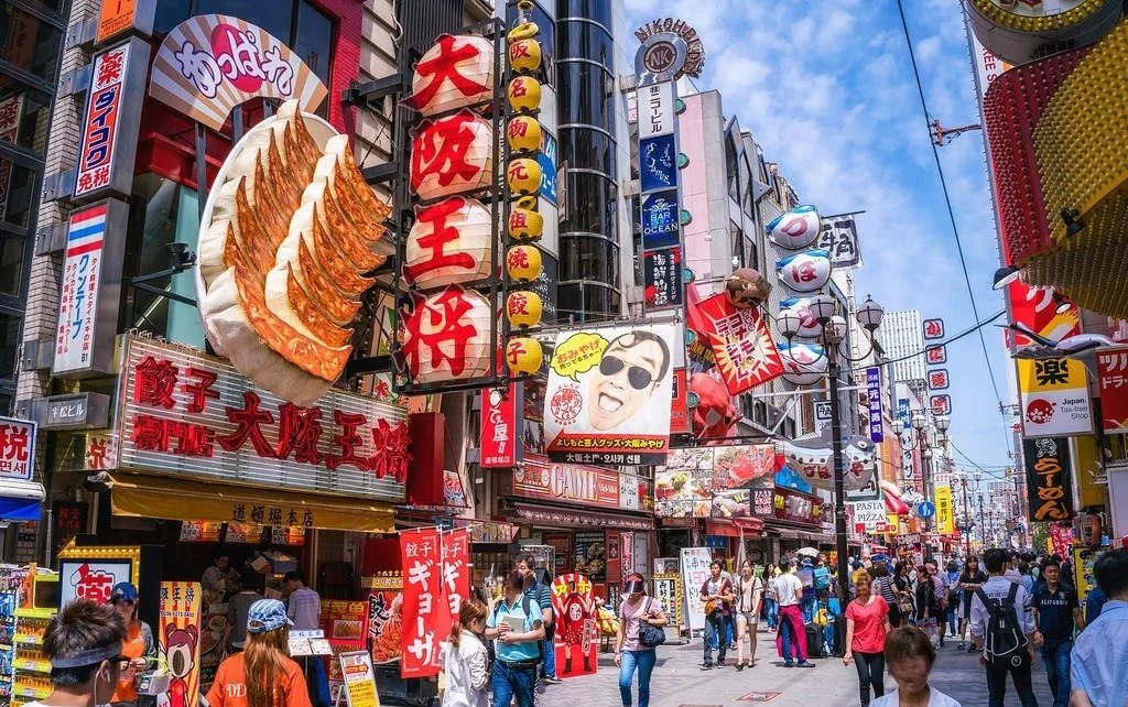 Osaka 4 hours Private Walking Tour with Government-Licensed Guide (English-speaking guide)