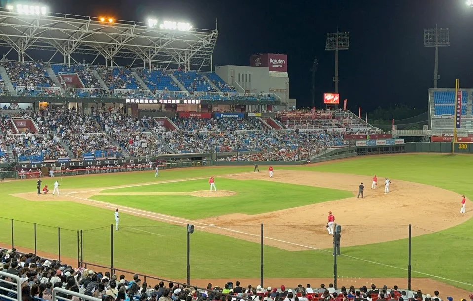 台湾【2024/5/1～9/29期間限定・平日/土日】プロ野球・楽天モンキーズ観戦ツアー 予約