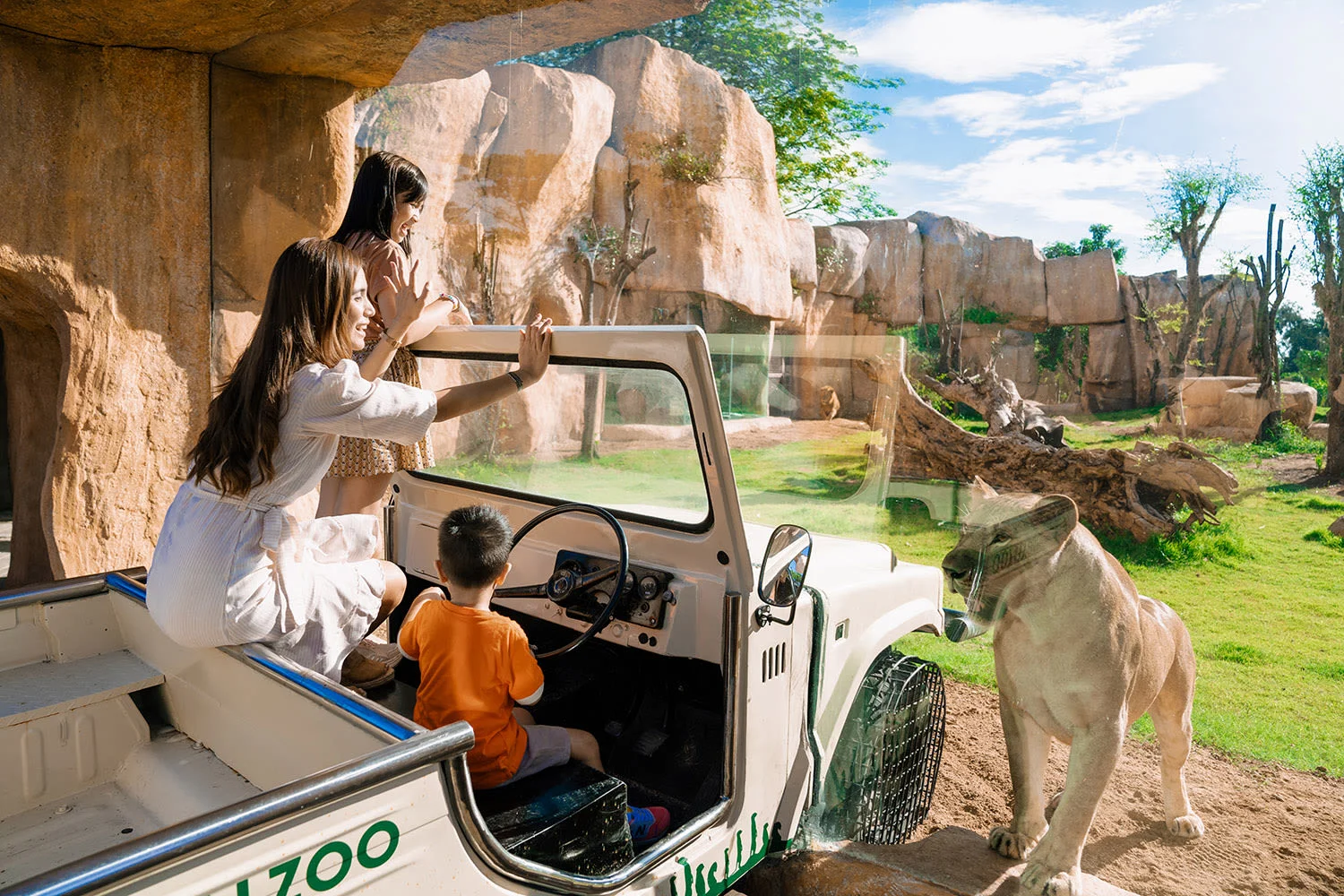 Bali Zoo Park Tickets for International Visitors