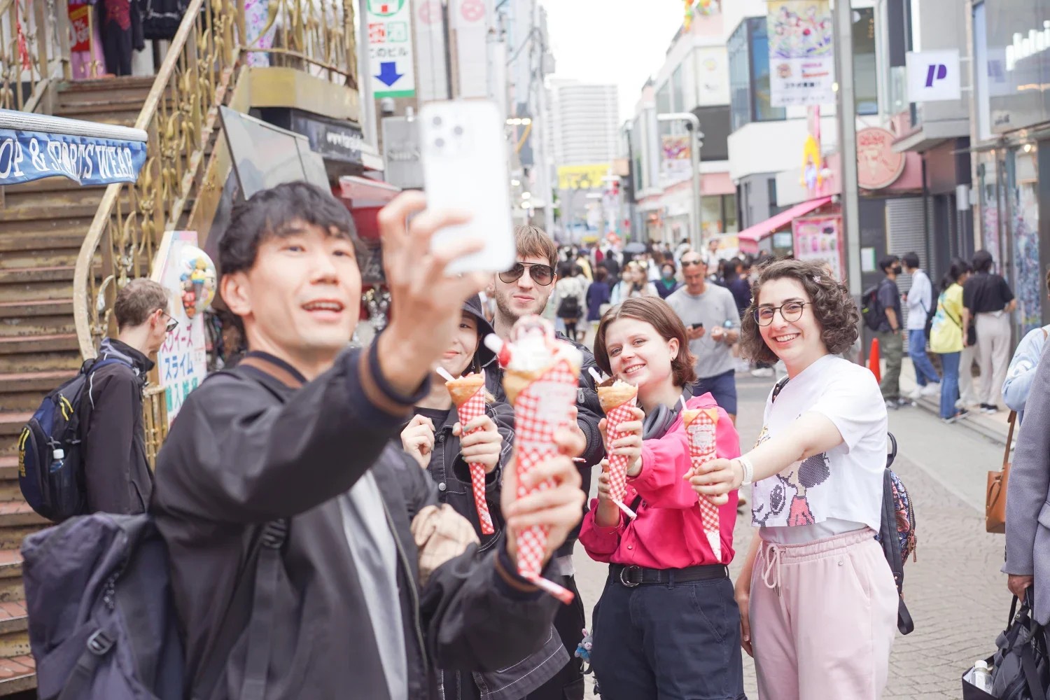 Book a Kawaii Harajuku Fashion & Pop-Culture Tour