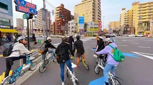 Tokyo Cycling Tour – Explore Downtown Backstreets!